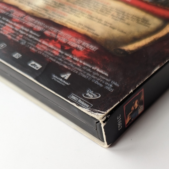 2/$15 Pirates of the Caribbean: The Curse of the Black Pearl DVD - Picture 4 of 11